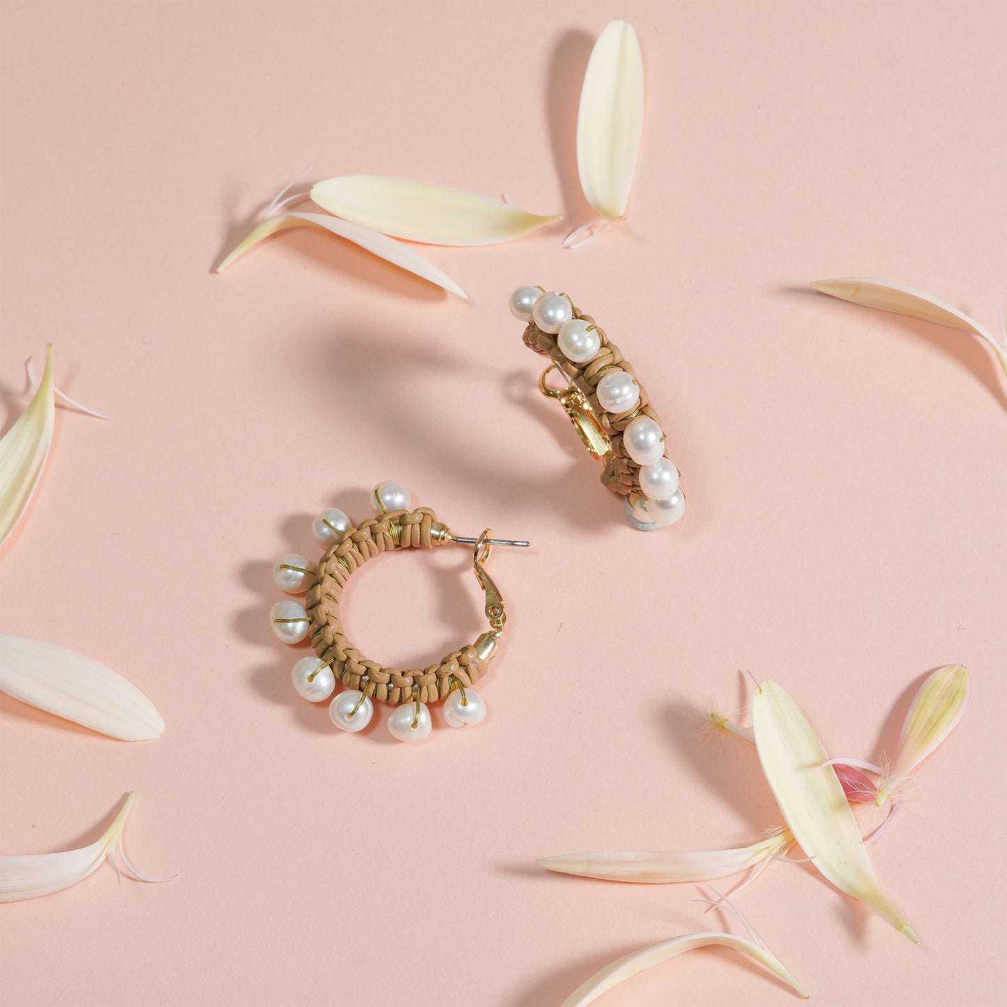 CANDY PEARL CHUNKY HOOP PIERCE