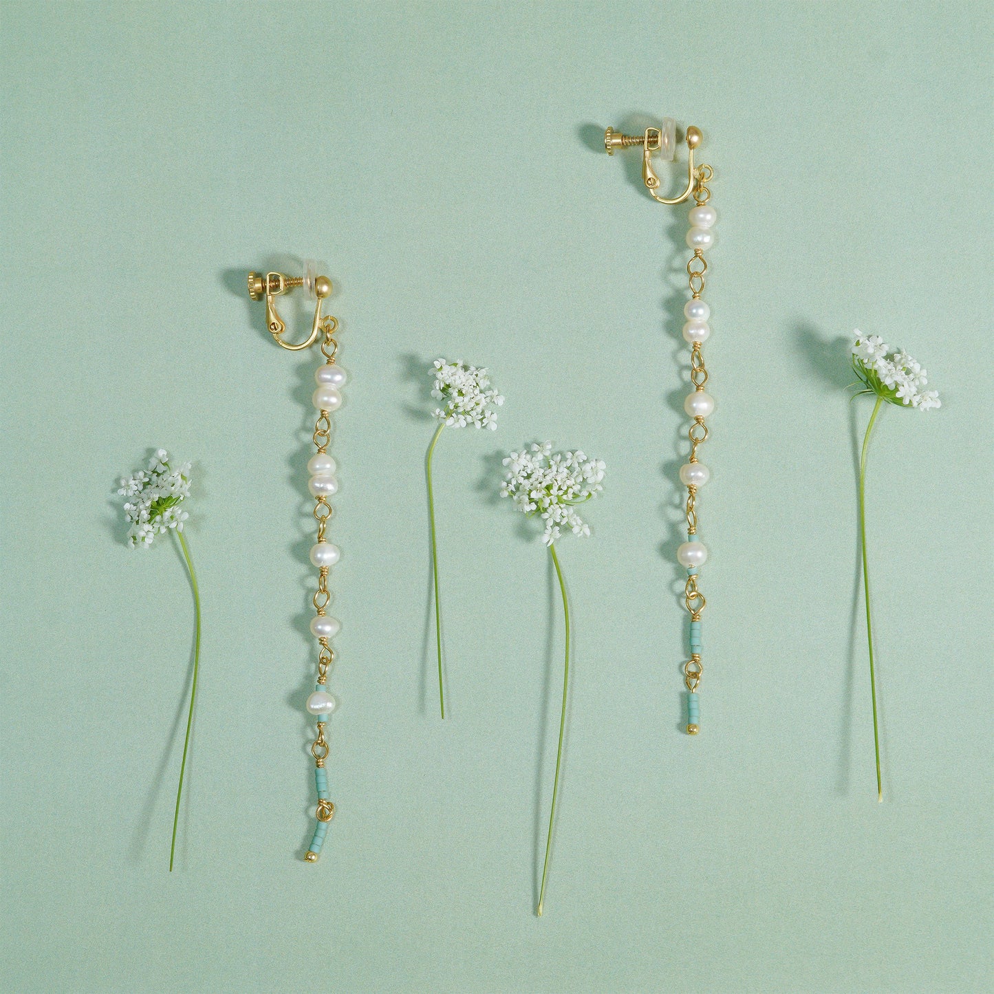 CANDY PEARL EARRING THIN LONG