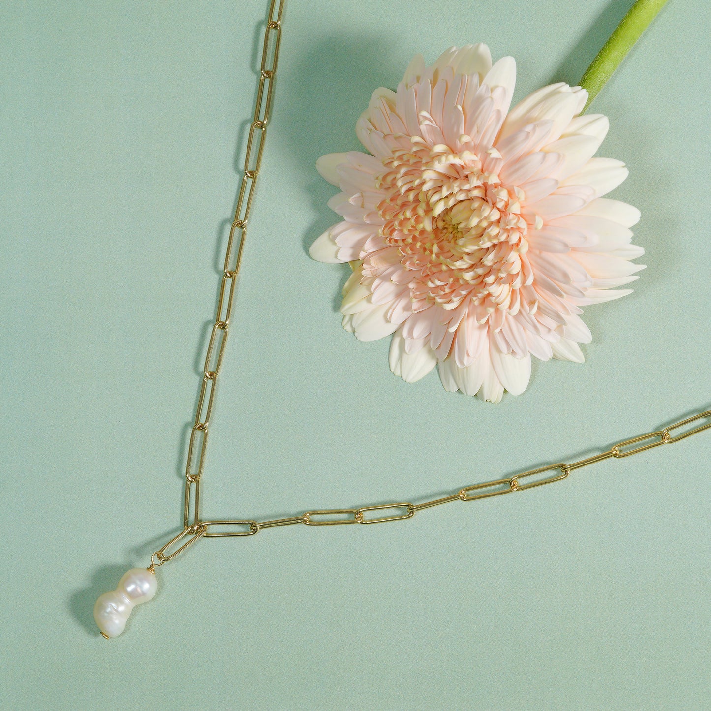 CANDY TWIN PEARL NECKLACE