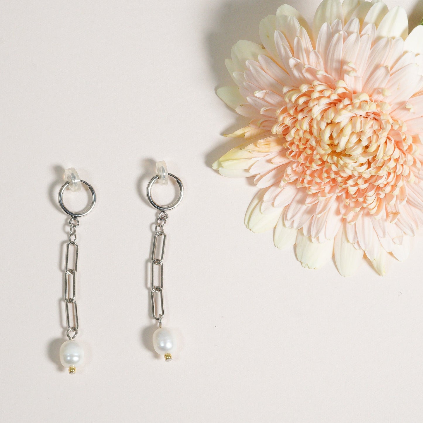 CANDY PEARL EARRING SHORT