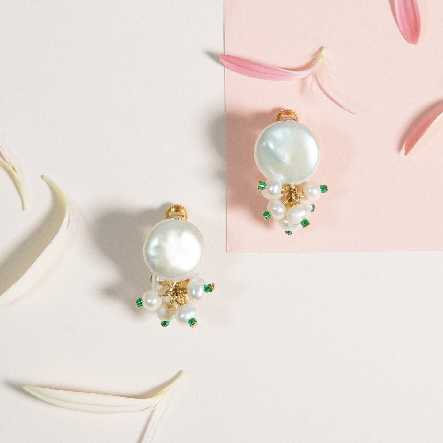 CANDY PEARL SHORT EARRING