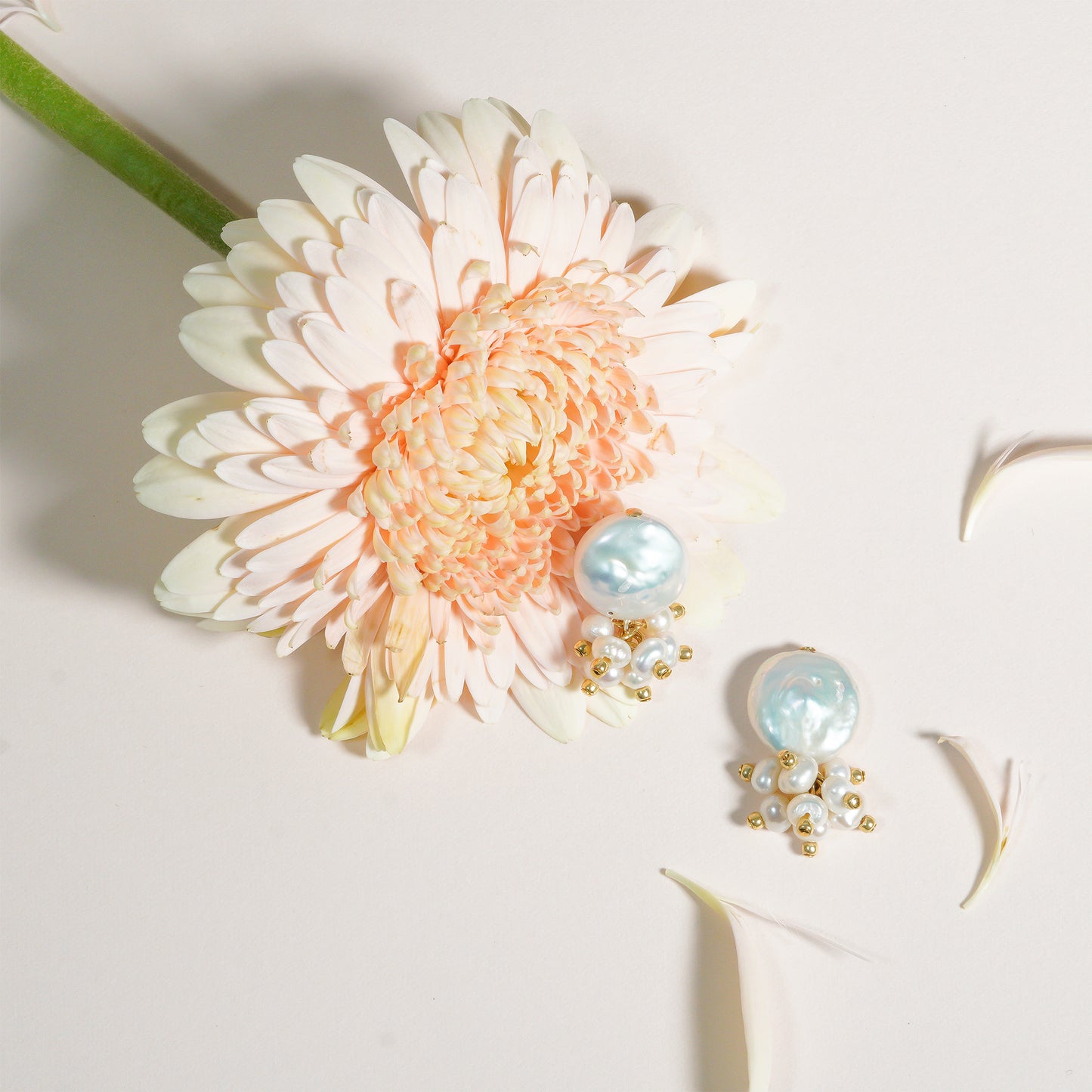 CANDY PEARL SHORT PIERCE