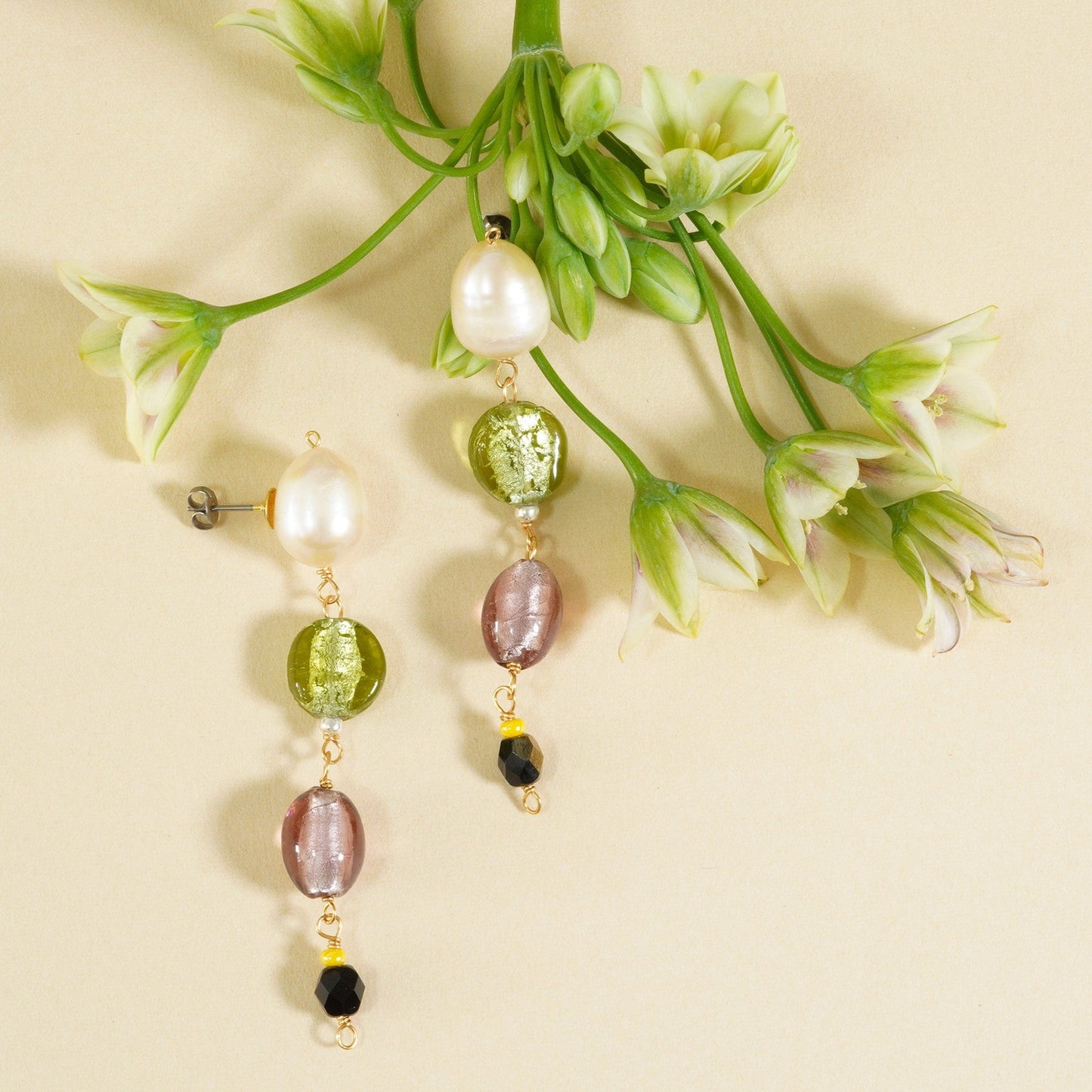 NOSTALGIA GLASS LONG PIERCE