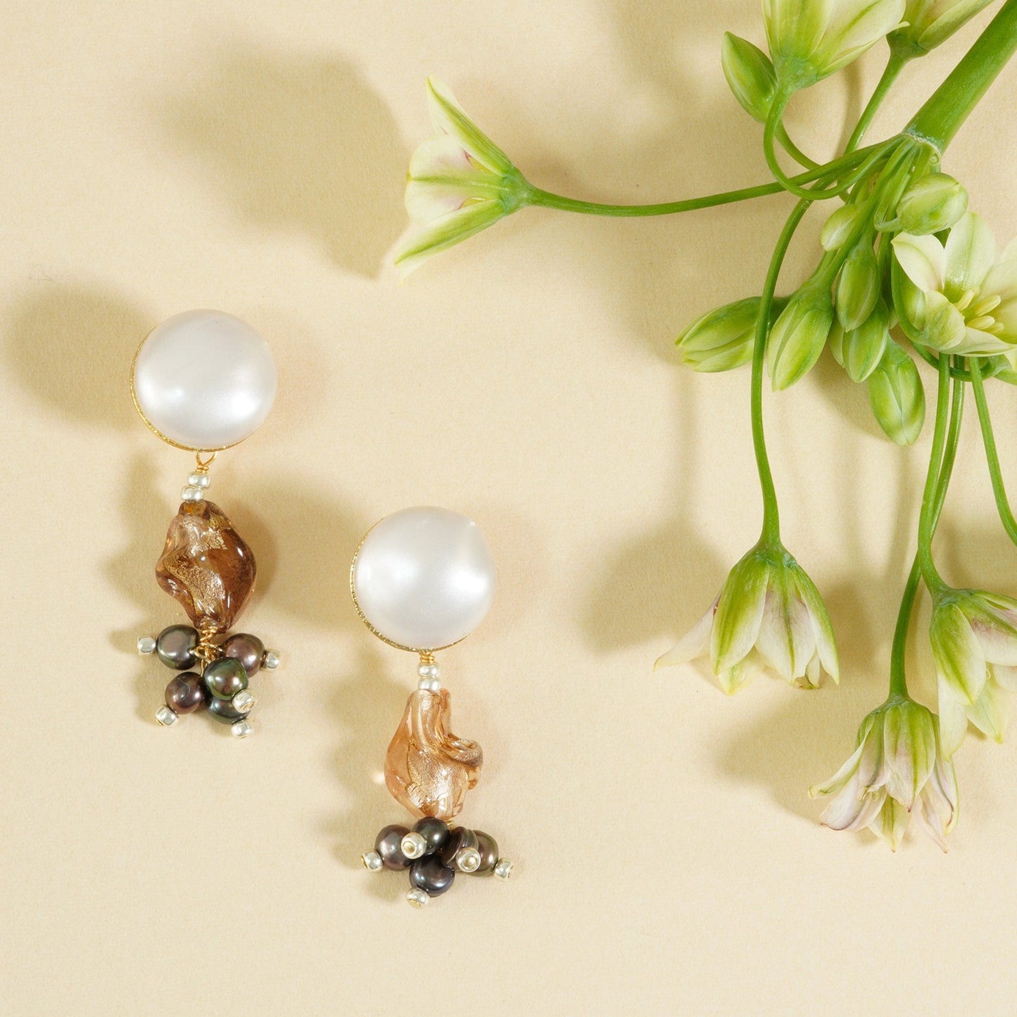 NOSTALGIA MOON SHORT PIERCE