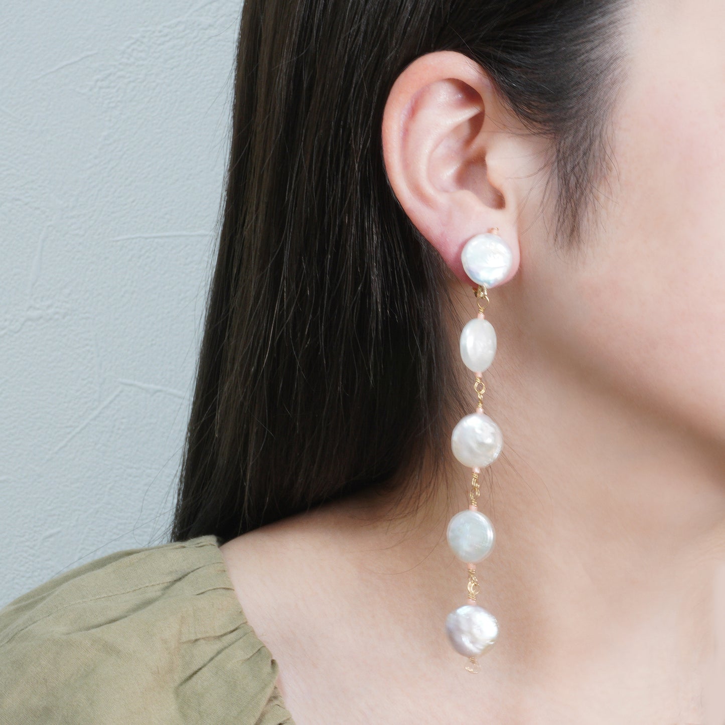 CANDY PEARL LONG EARRING