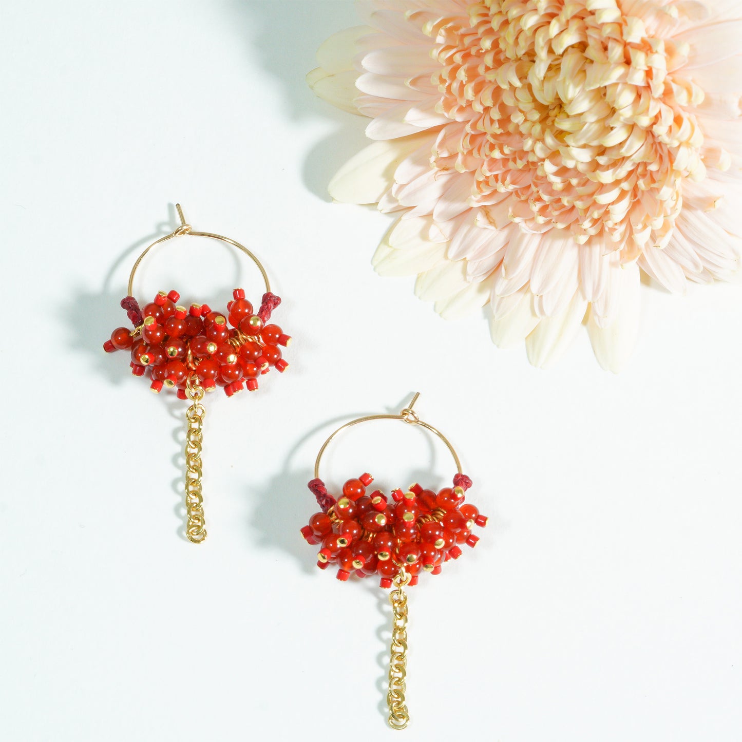 PEBBLY GARDEN HOOP PIERCE