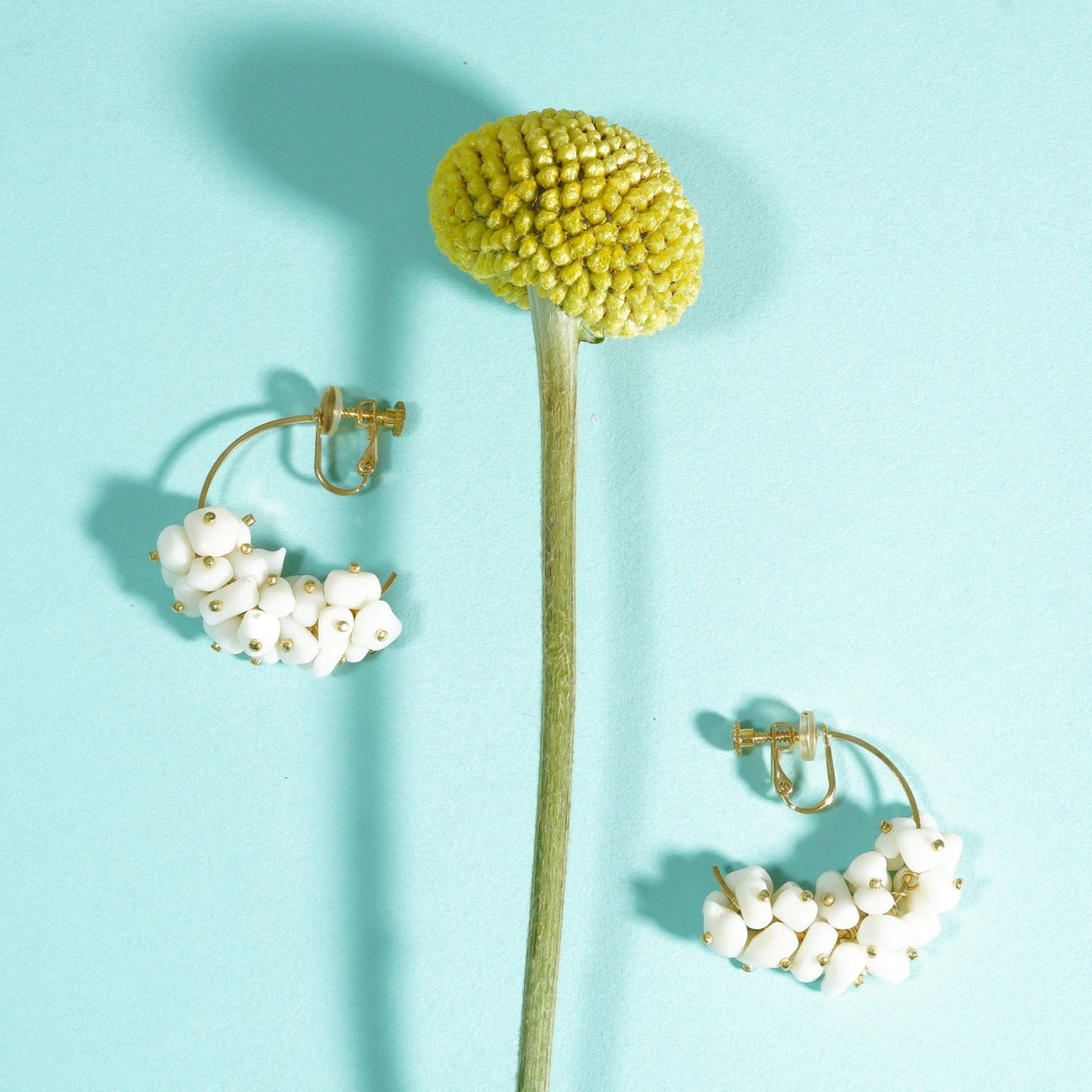 PEBBLY GARDEN HOOP EARRING