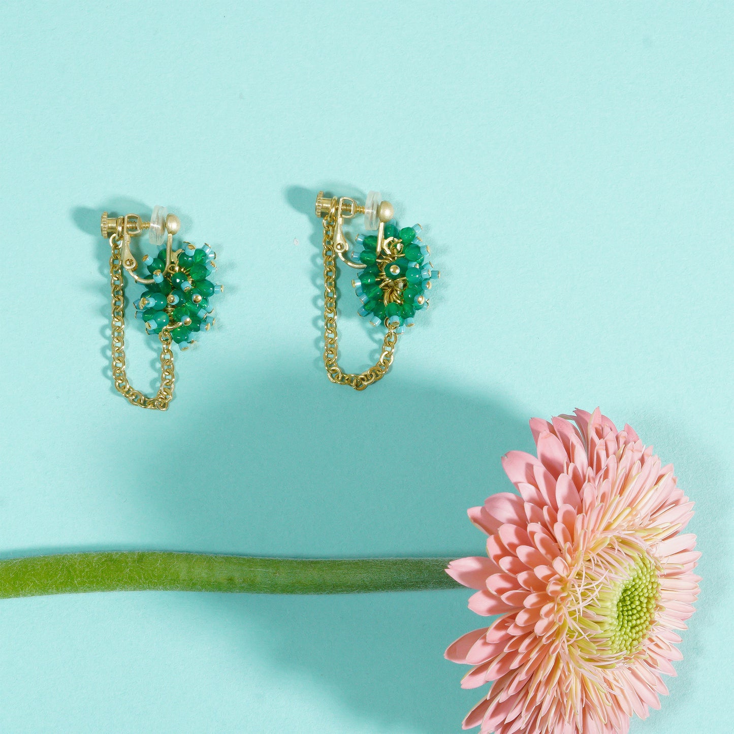 PEBBLY GARDEN CHAIN EARRING