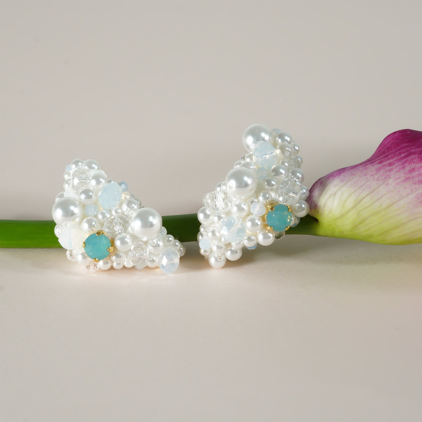 LIBERTY STITCH EARRING