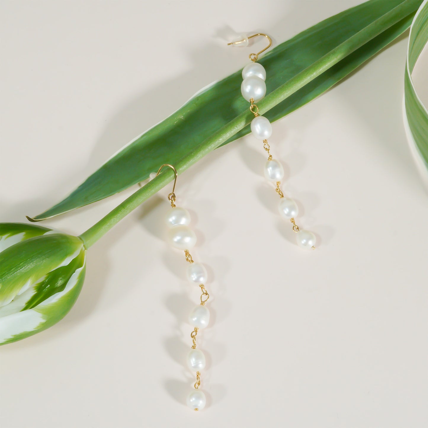 LIBERTY TWIN PEARL PIERCE/EARRING