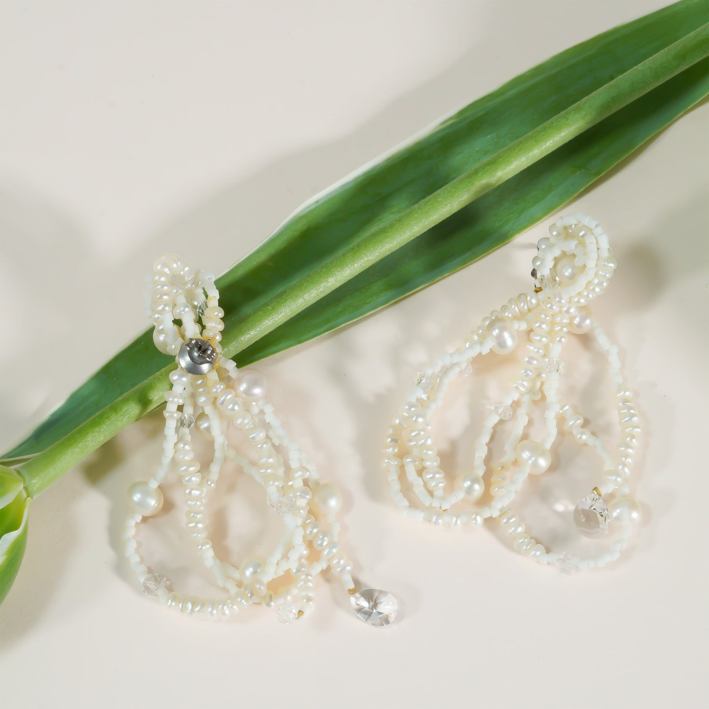 LIBERTY RIBBON PIERCE/EARRING