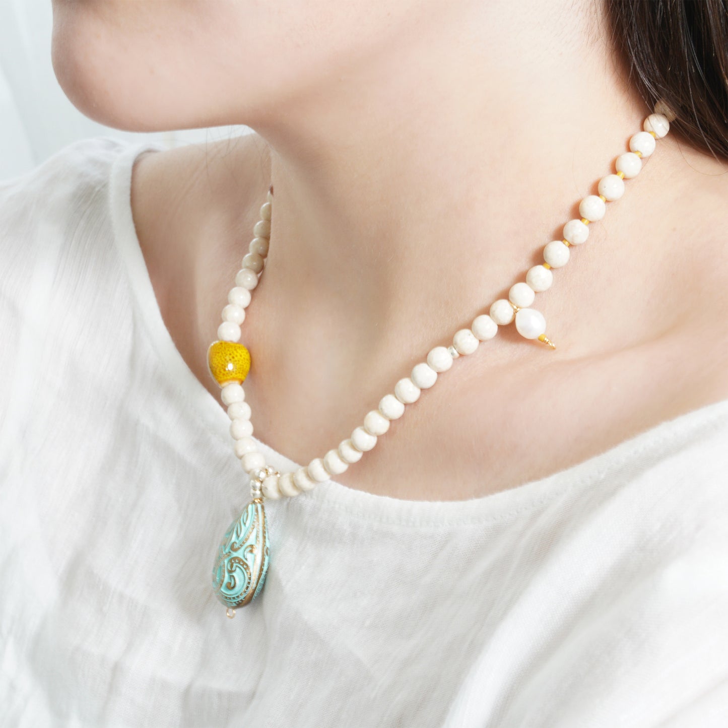 NOSTALGIA PENDANT NECKLACE