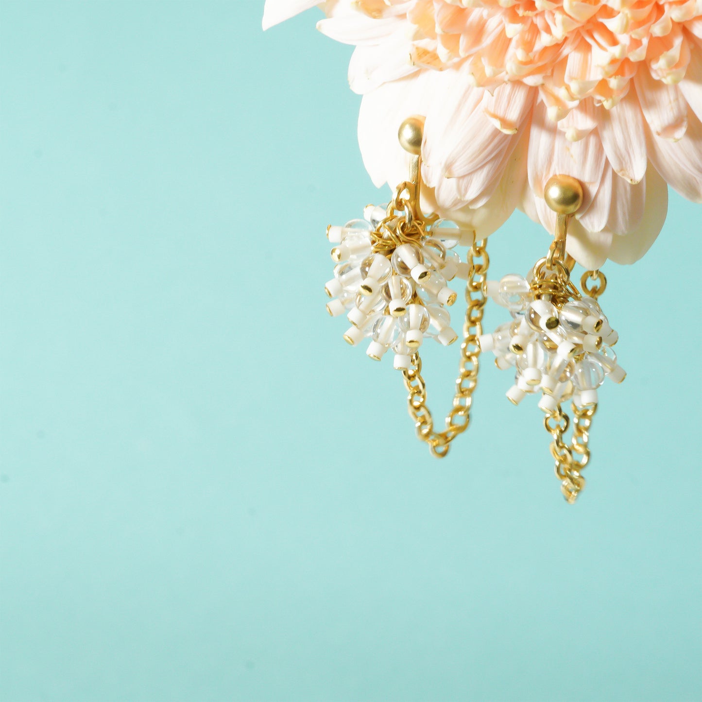 PEBBLY GARDEN CHAIN EARRING