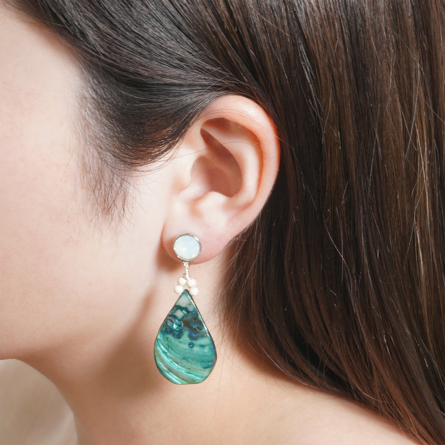 NOSTALGIA PETAL EARRING