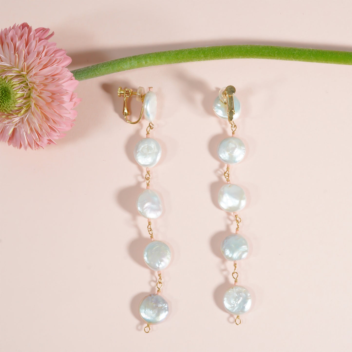 CANDY PEARL LONG EARRING