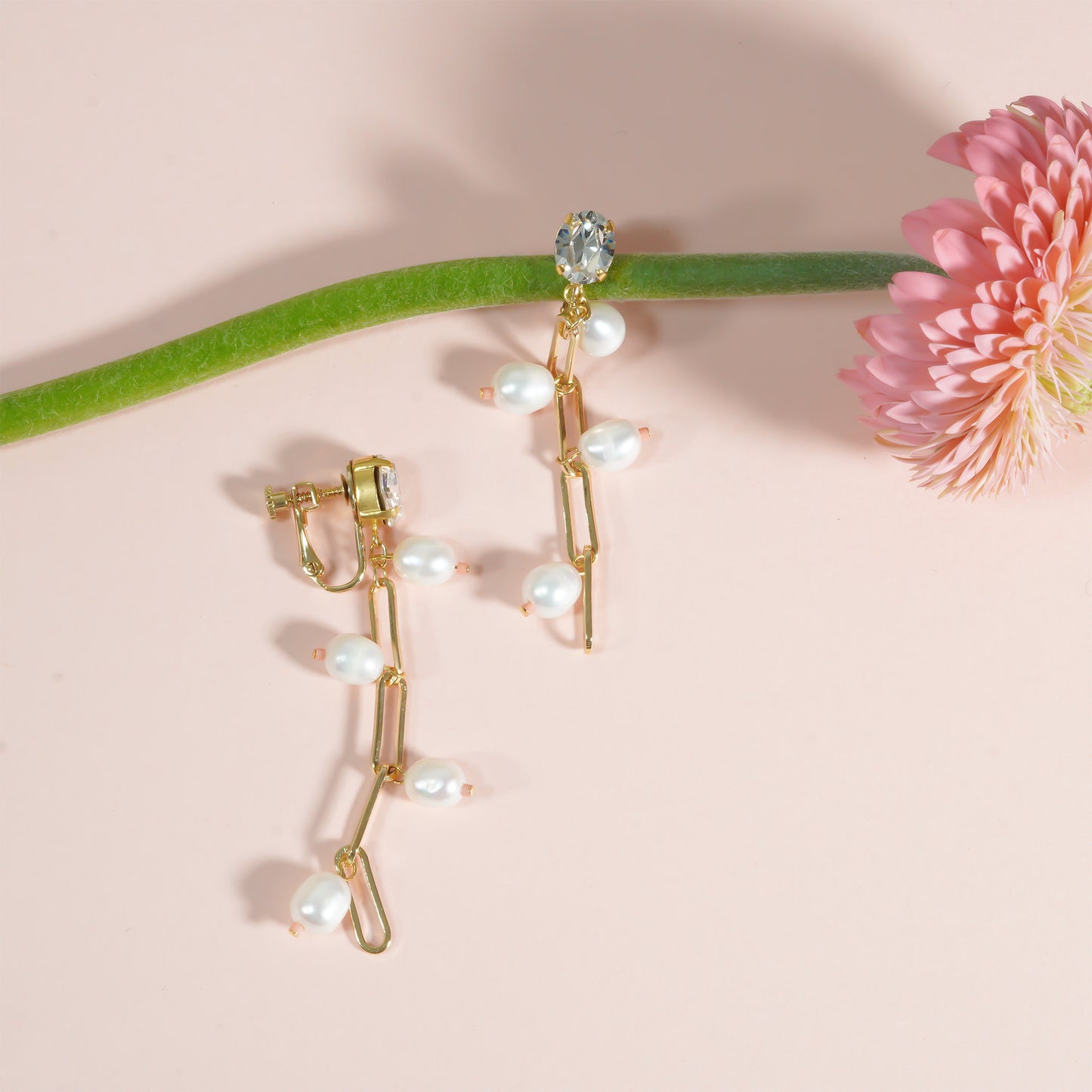 CANDY LILY PEARL EARRING