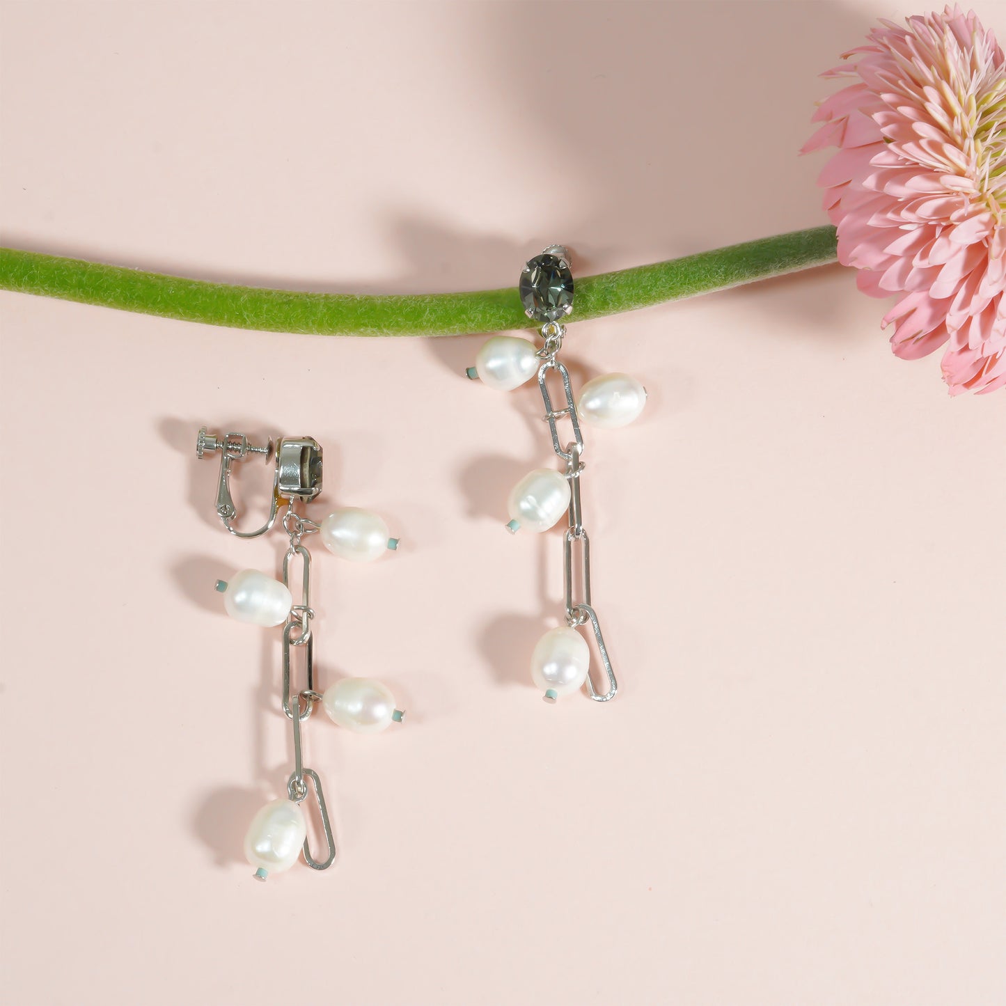 CANDY LILY PEARL EARRING