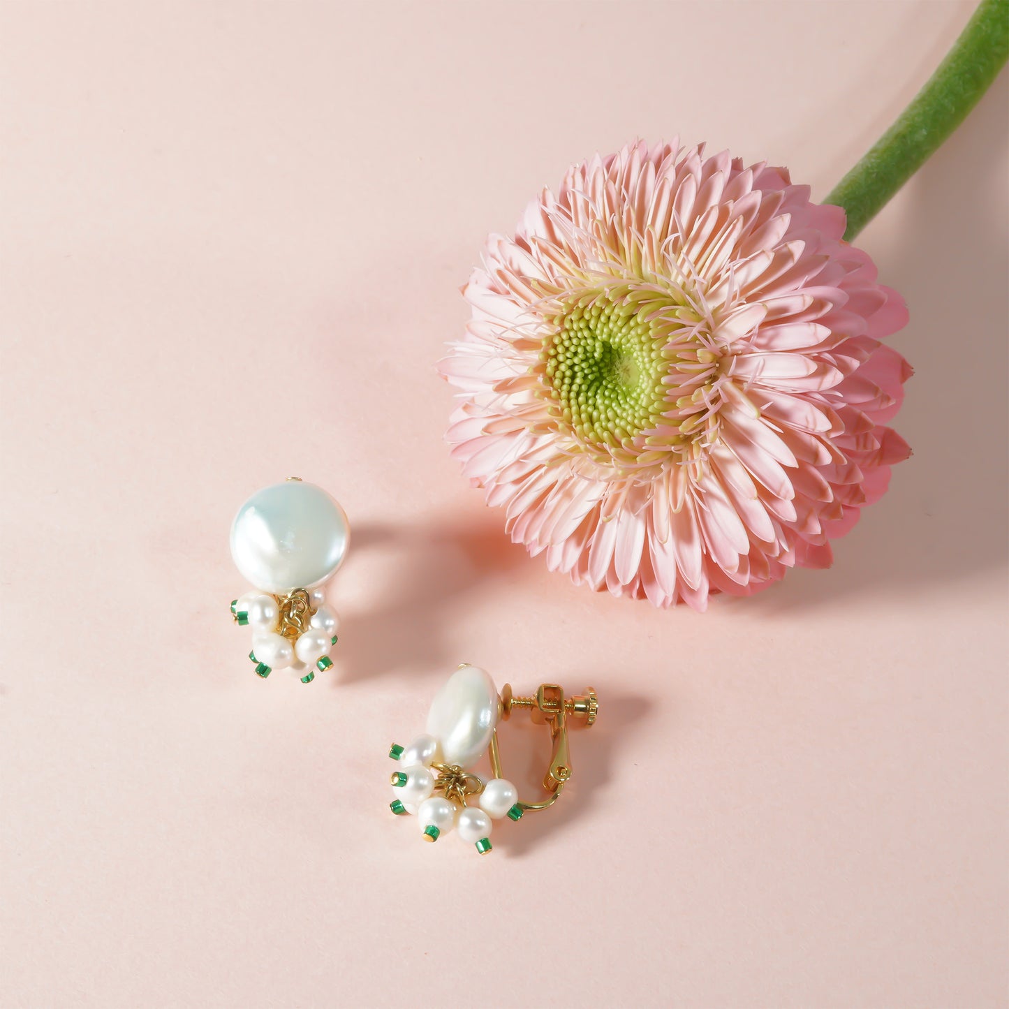CANDY PEARL SHORT EARRING