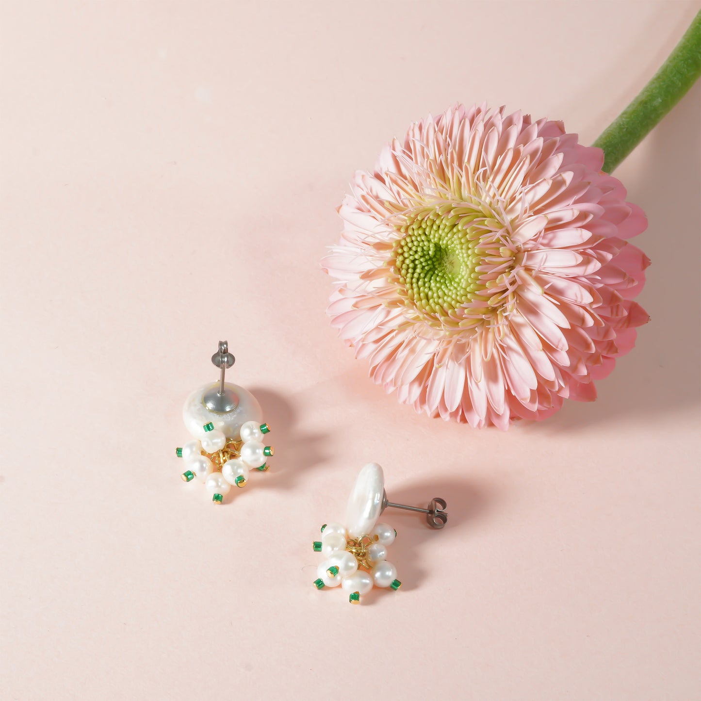 CANDY PEARL SHORT PIERCE