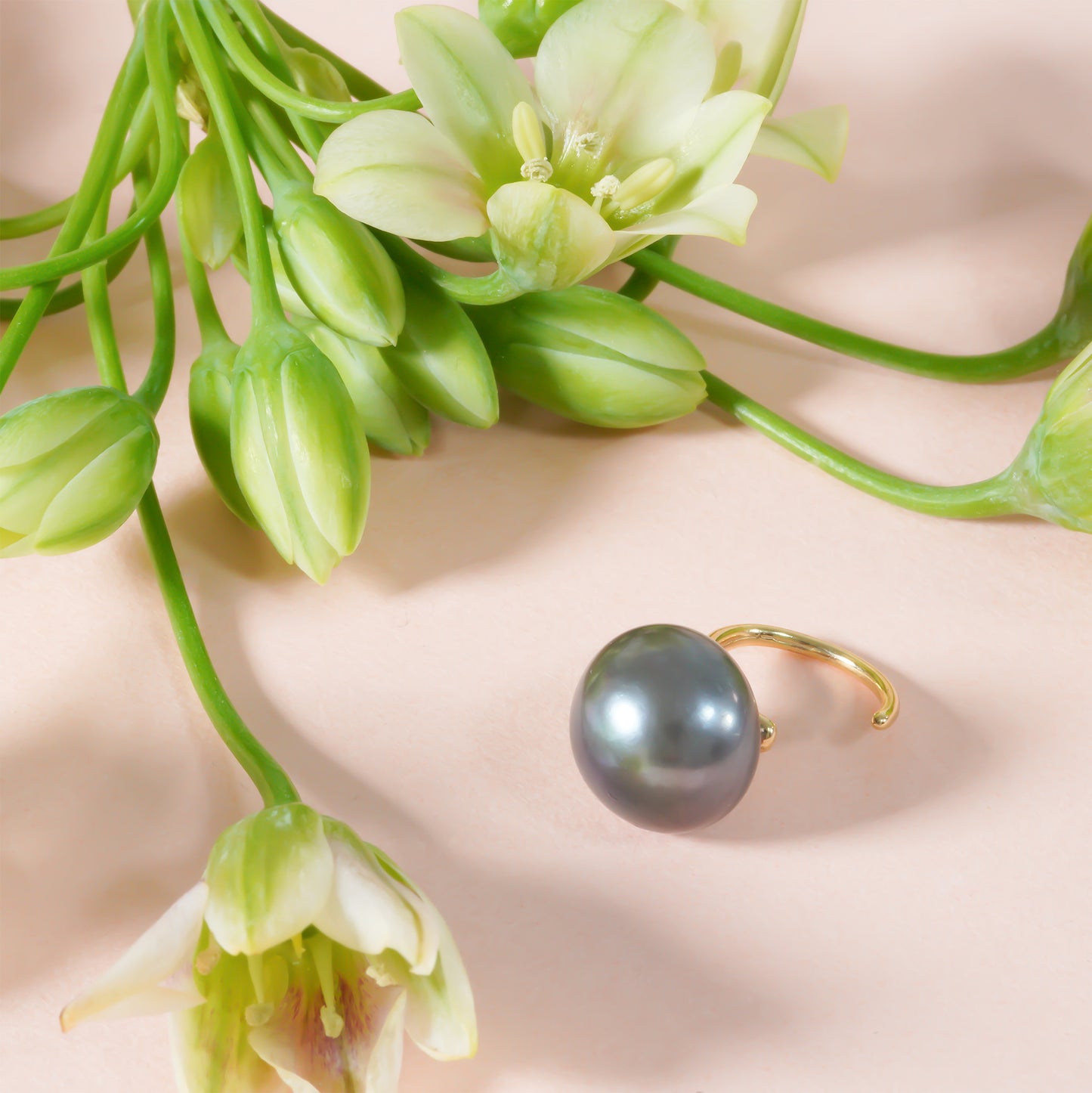 CANDY PEARL EARCUFF