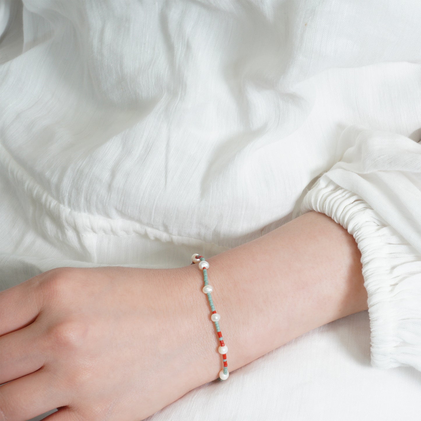 NOSTALGIA BRACELET