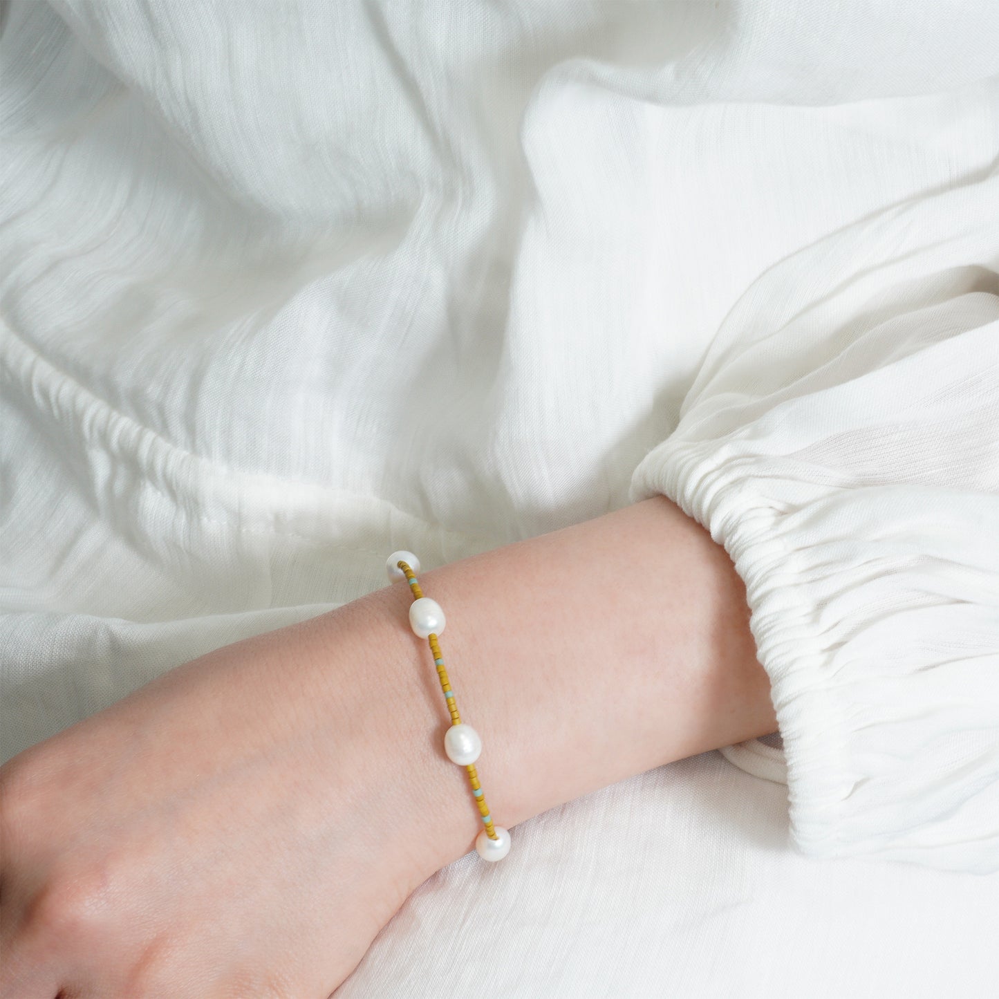 NOSTALGIA BRACELET