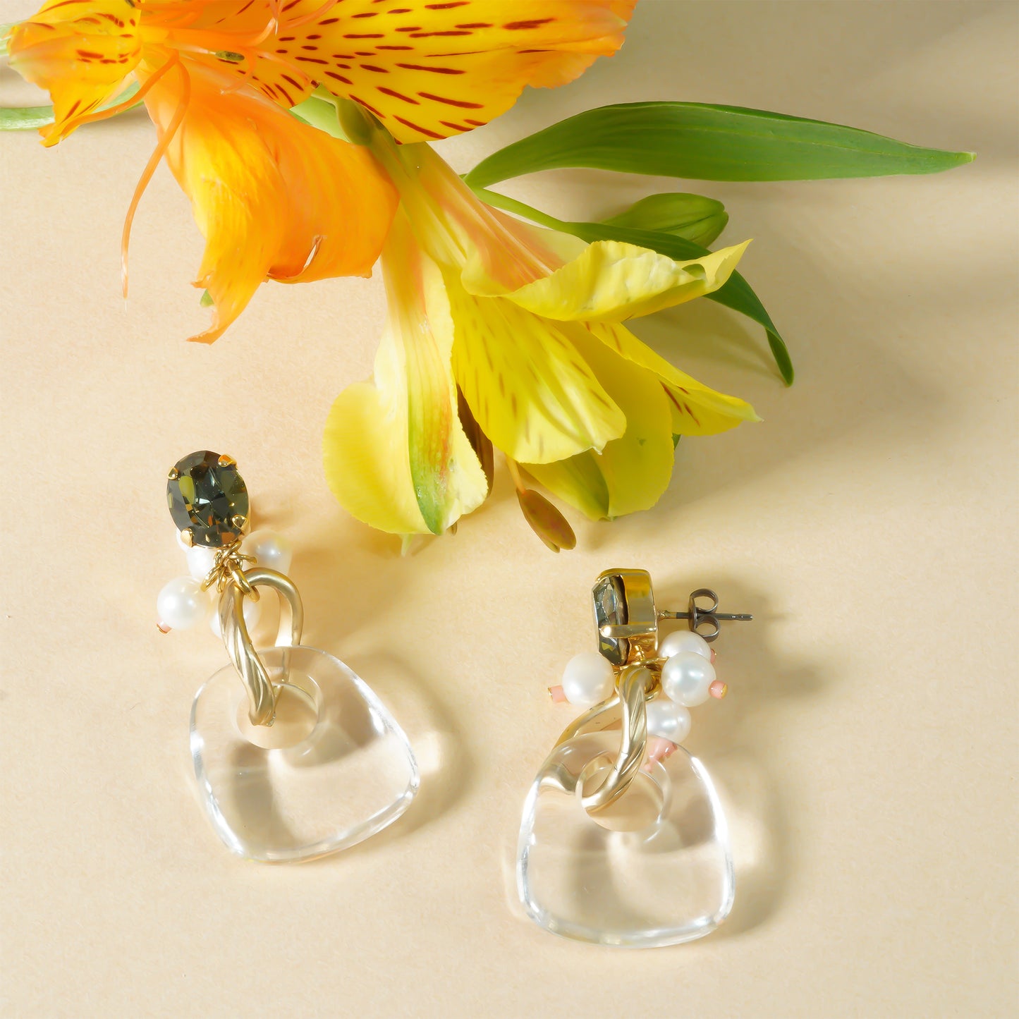 HoiAn SHORT PIERCE