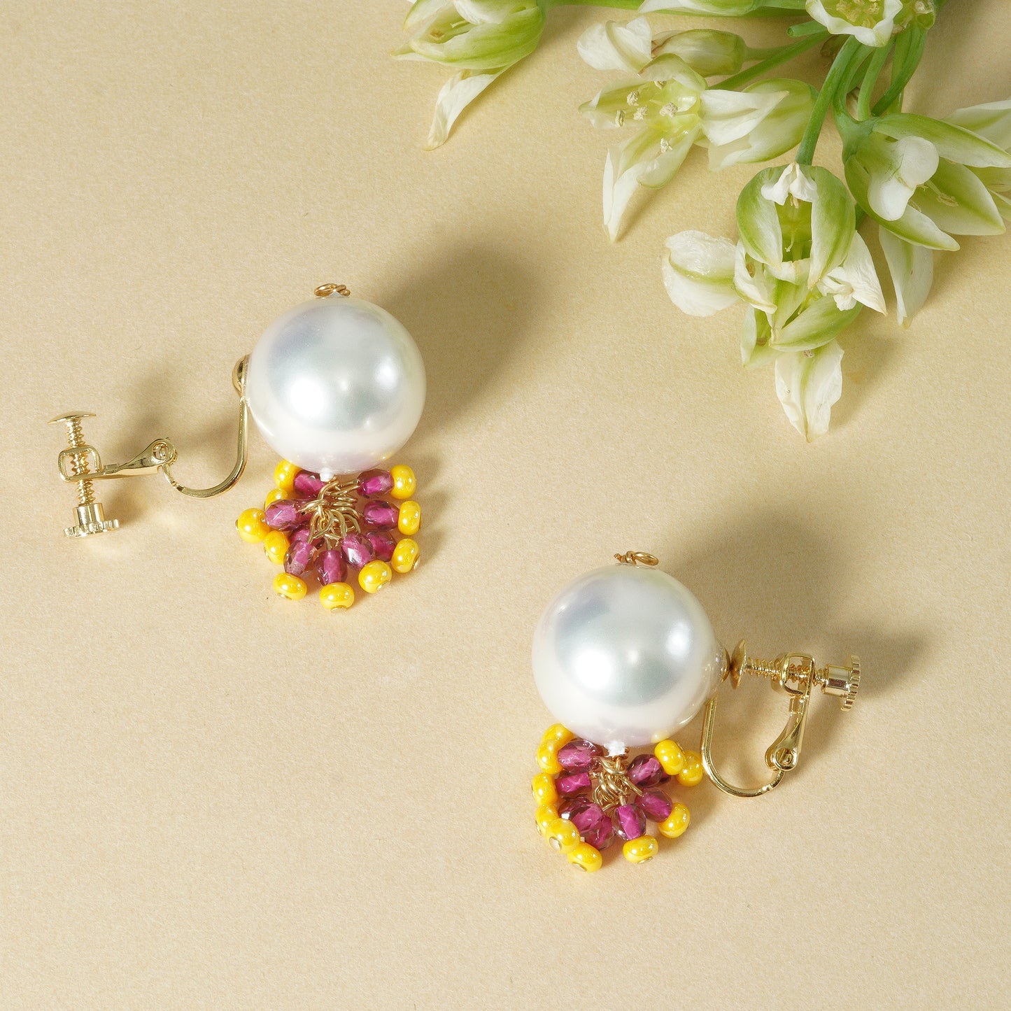 NOSTALGIA EARRING