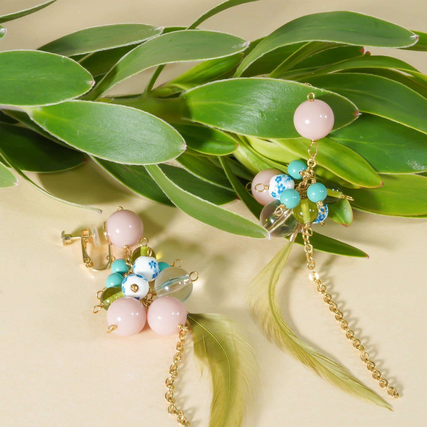 HoiAn FEATHER EARRING