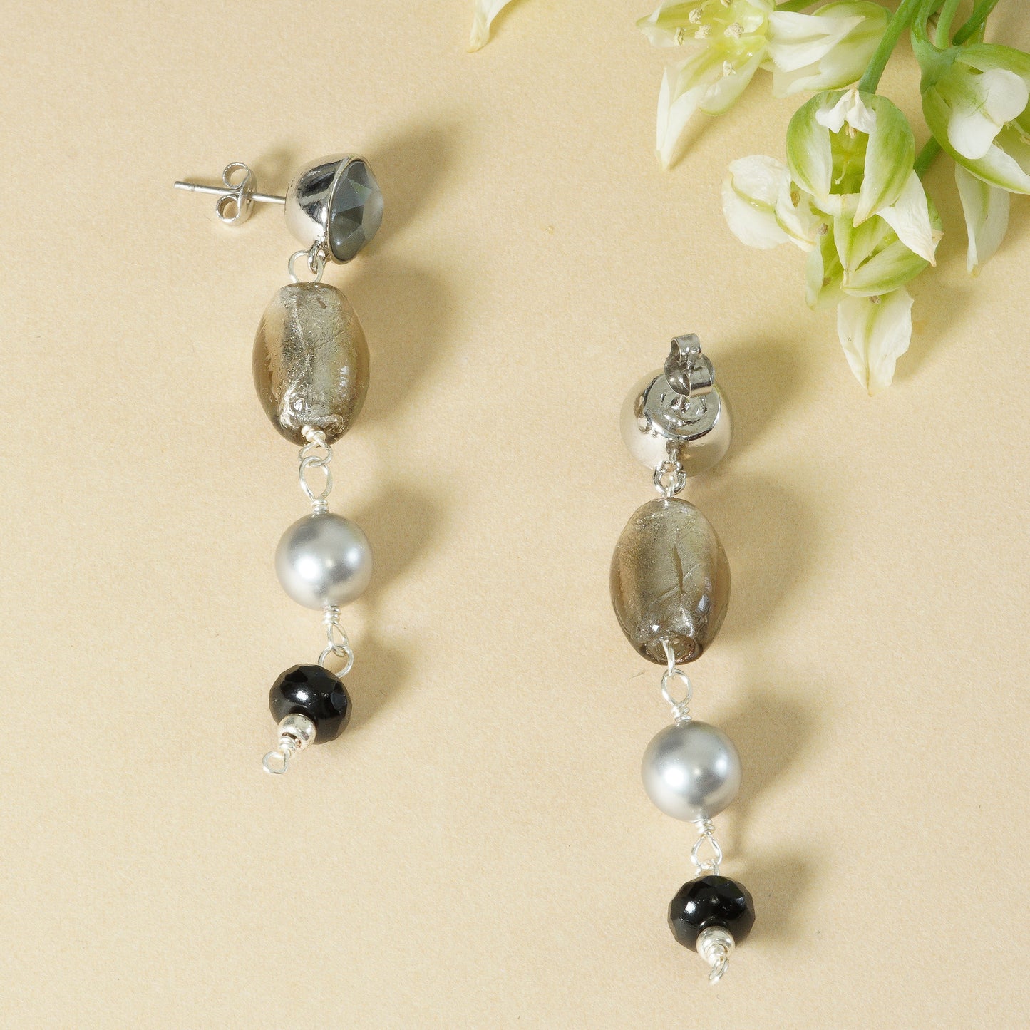 NOSTALGIA SILVER GLASS PIERCE