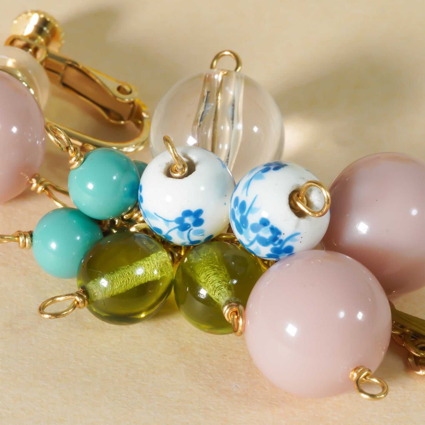 HoiAn FEATHER EARRING