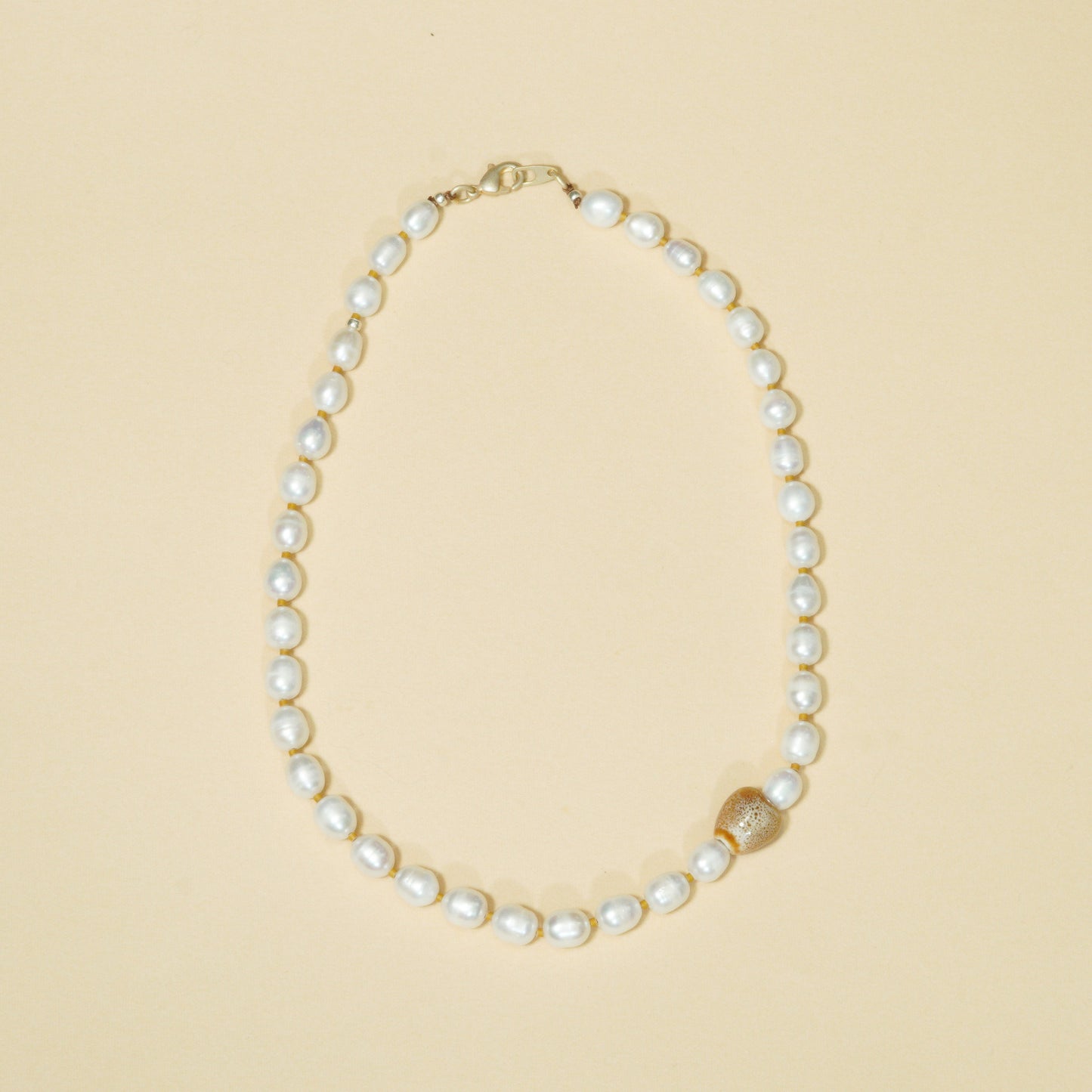 NOSTALGIA PEARL NECKLACE