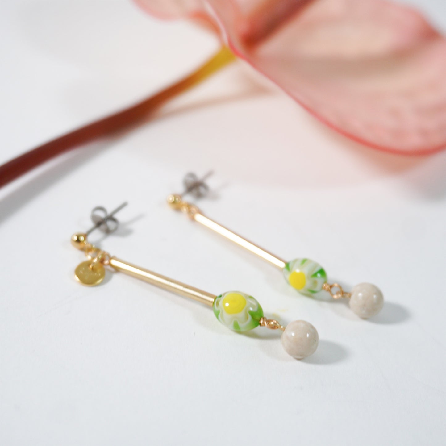 BANGKOK EGG BEADS BAR PIERCE/EARRING