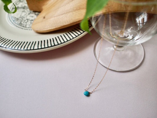10K NUDE STONE NECKLACE / TURQUOISE cut