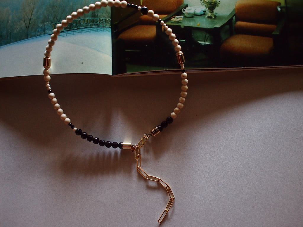 &RINA Stone Wire Necklace_Ivory