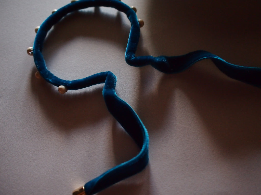 &RINA dots stone Ribbon Bracelet_Blue