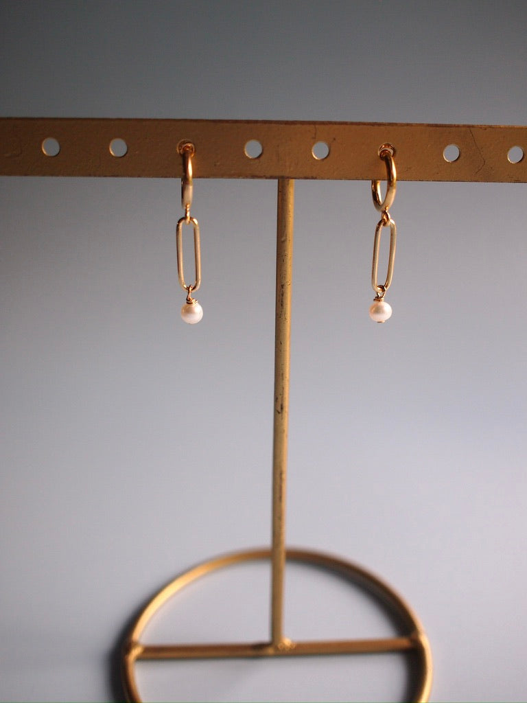 Daily Luxe_CHUNKY simple baby pearl _Goldピアス・イヤリング