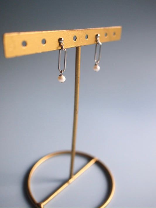 Daily Luxe_CHUNKY simple baby pearl _Silverピアス・イヤリング