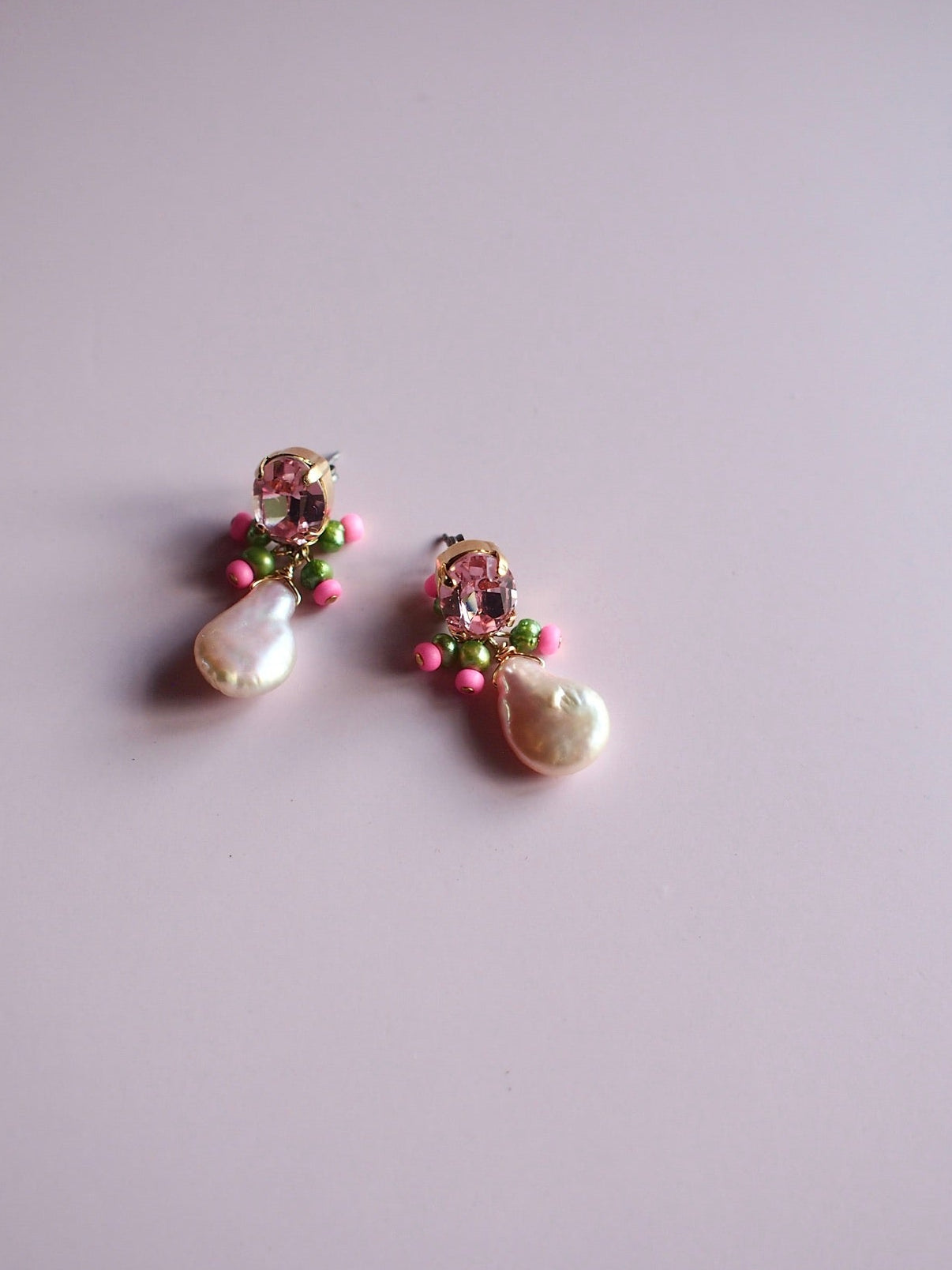 Daily Luxe_Drop pearl crystal_neon pearl _Rose pink ピアス・イヤリング