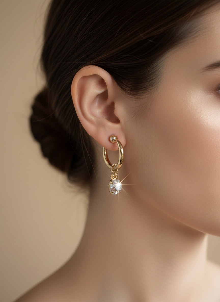 Daily Luxe_CHUNKY HOOP crystal charm_gold Crystal ピアス・イヤリング
