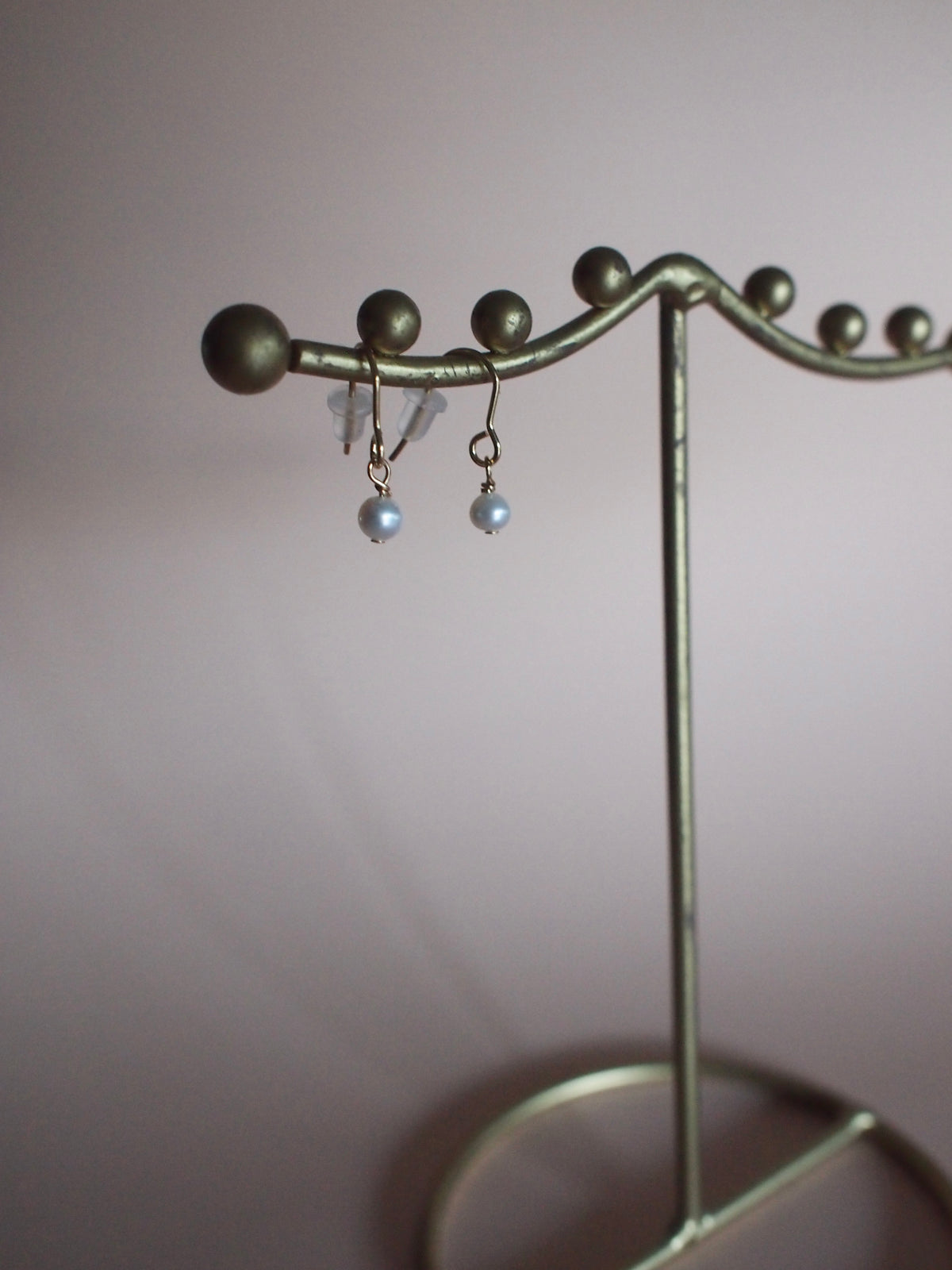 Daily Luxe_one baby pearl hook_Goldピアス