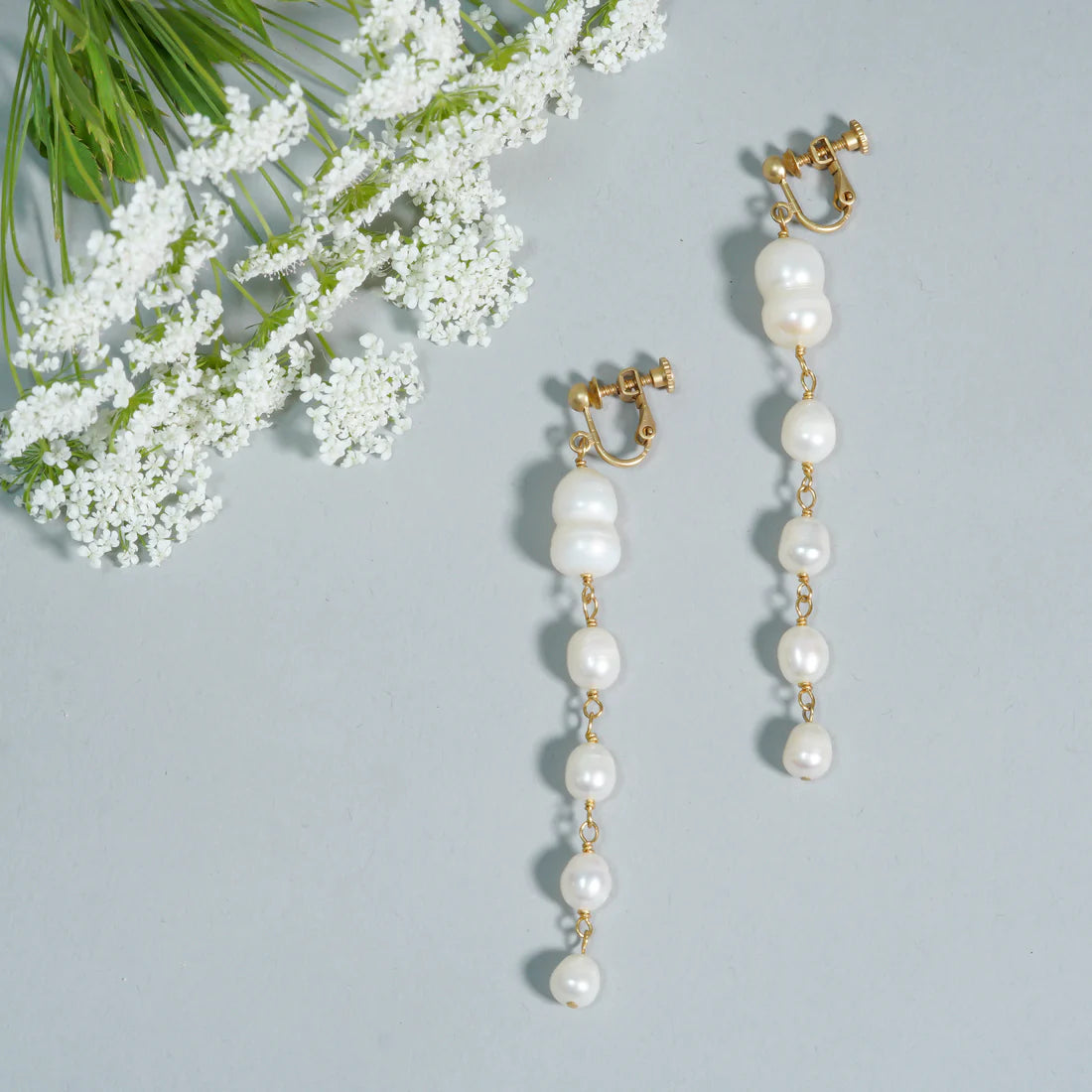 LIBERTY TWIN PEARL PIERCE/EARRING