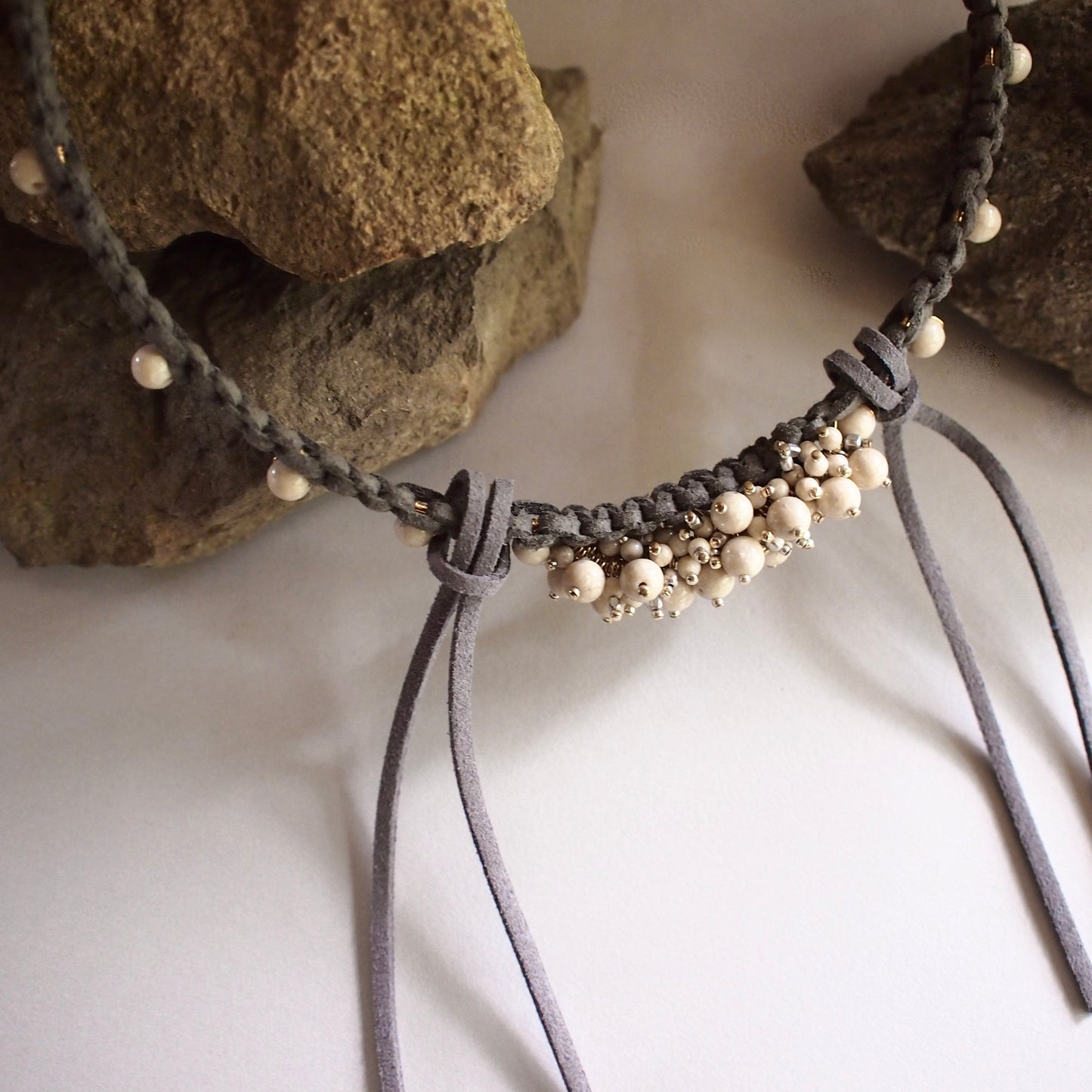 CHELSEA WIRE NECKLACE_GRAY
